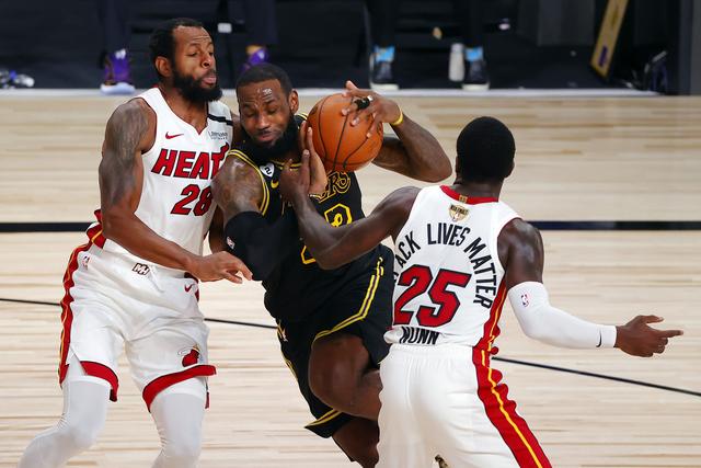 时转会曼联 时转会曼联